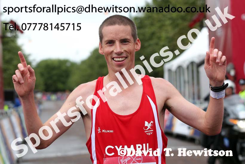Andrew Davies (Wales) in the mens Commonwealth Games Marathon, Glasgow. Photo: David T. Hewitson/Sports for All Pics